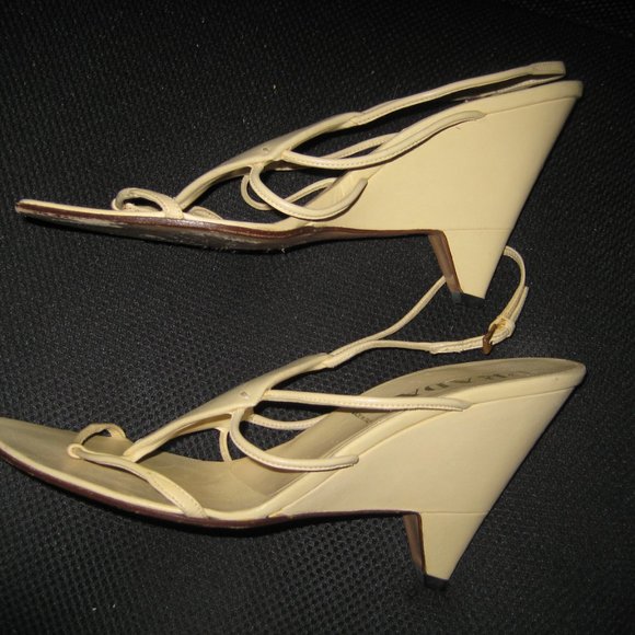 ❤️PRADA Strappy Wedge Heels Shoes Sz 39 1/2 - Picture 4 of 7